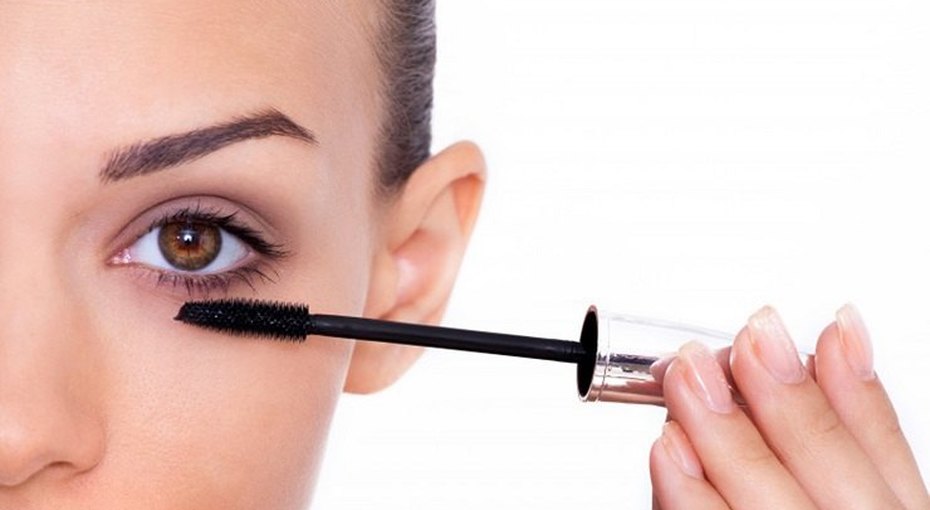 5 хитростей макияжа, которые помогут сделать лицо более худым
